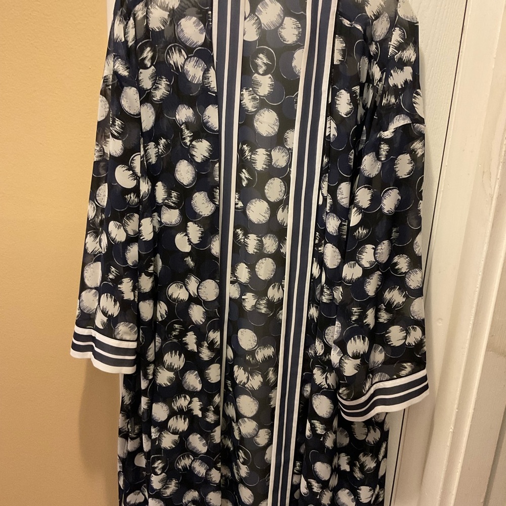 Black and white nylon light weight cardigan